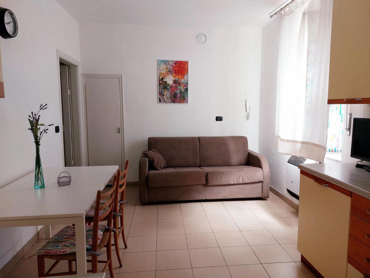 Agriturismo Giorgi Appartamenti In Riviera Ligure 阿尔本加 外观 照片
