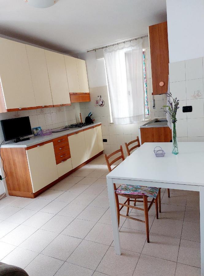 Agriturismo Giorgi Appartamenti In Riviera Ligure 阿尔本加 外观 照片