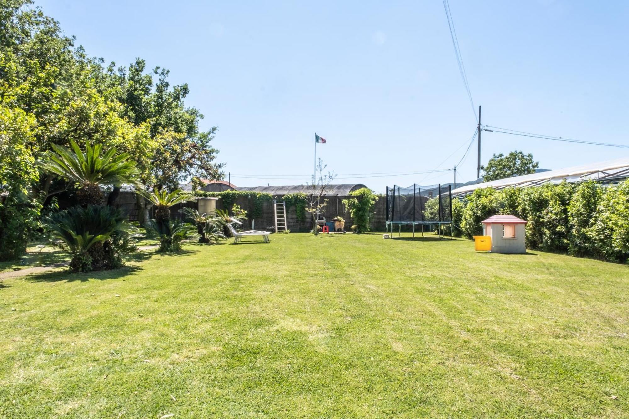 Agriturismo Giorgi Appartamenti In Riviera Ligure 阿尔本加 外观 照片