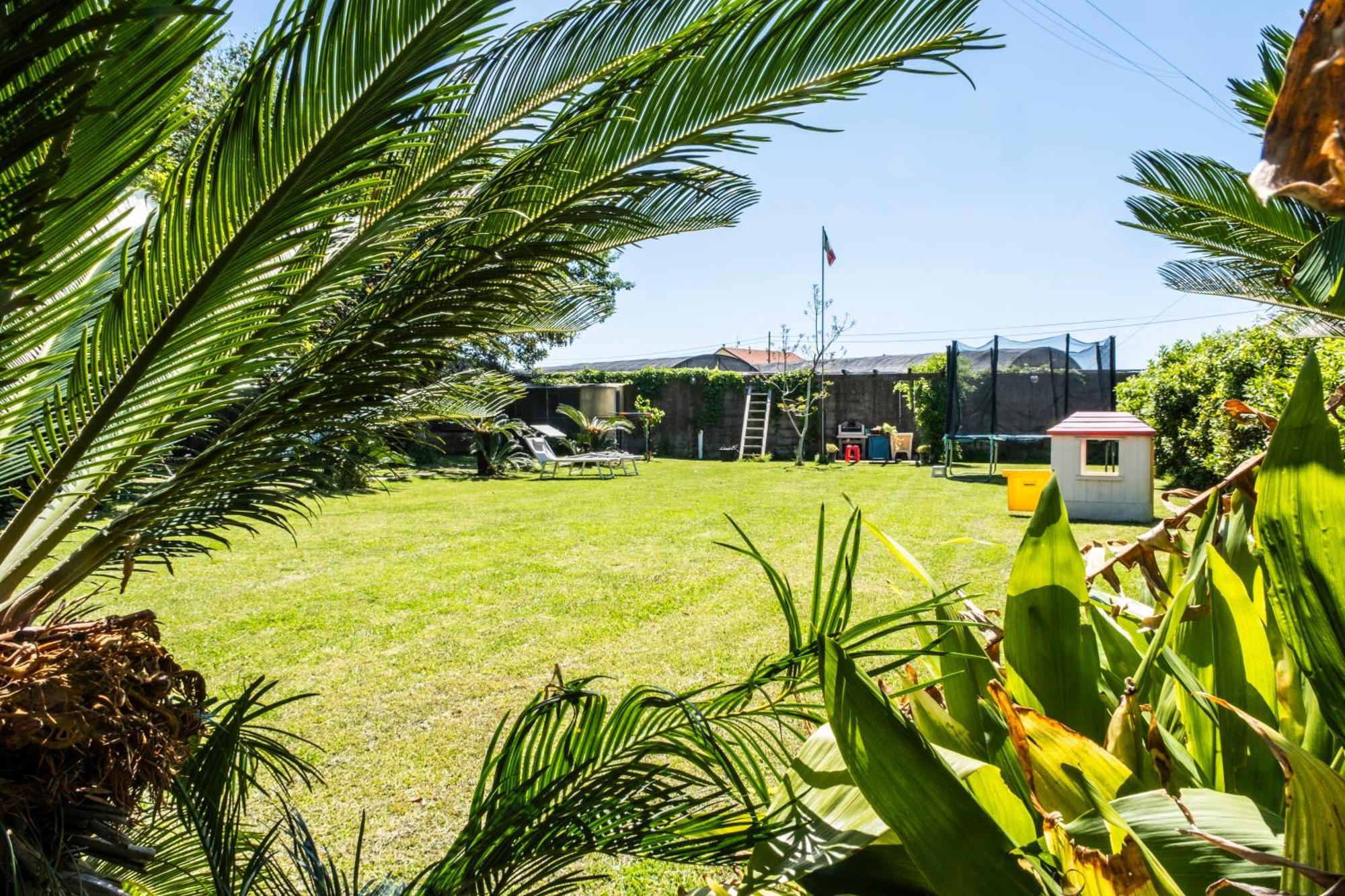 Agriturismo Giorgi Appartamenti In Riviera Ligure 阿尔本加 外观 照片