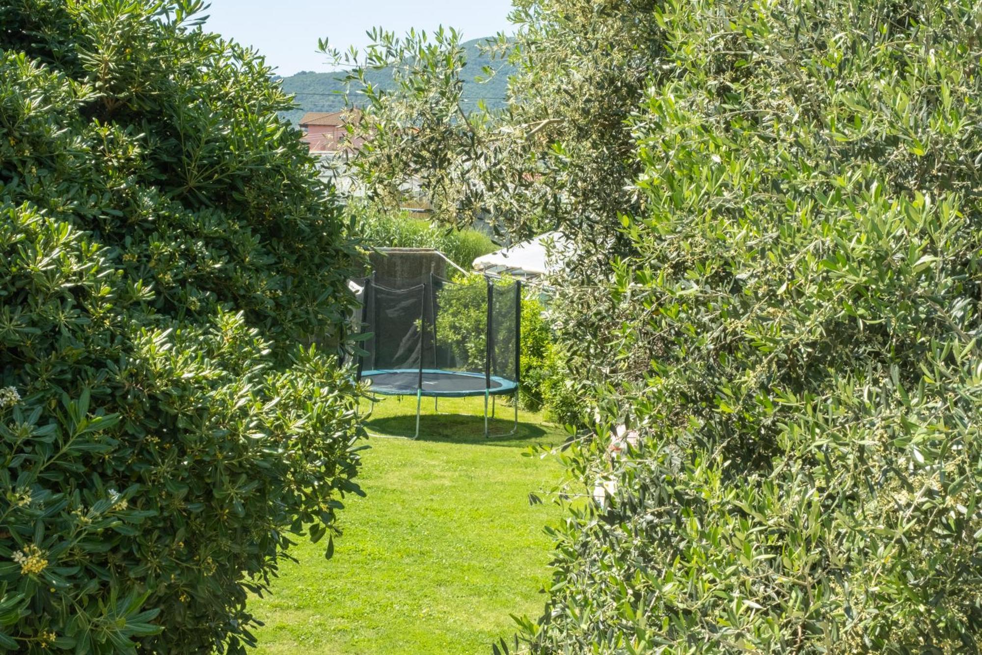 Agriturismo Giorgi Appartamenti In Riviera Ligure 阿尔本加 外观 照片